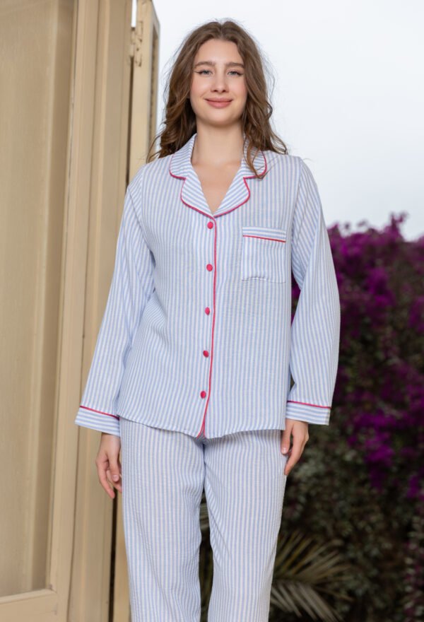177187-4 Women pyjama (soft pants and a long-sleeve shirt)