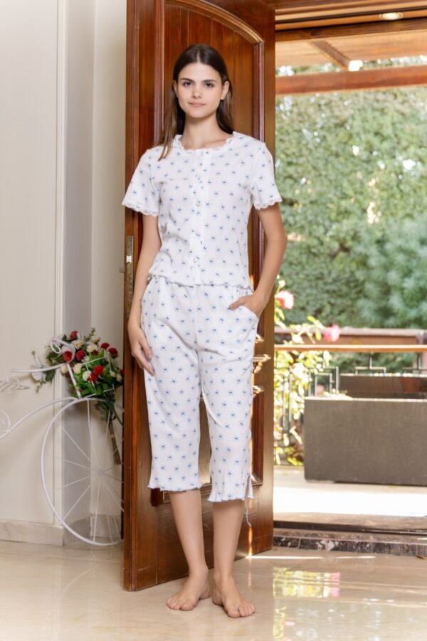 177193B (5) Women pyjama (soft pants and a short-sleeve shirt)